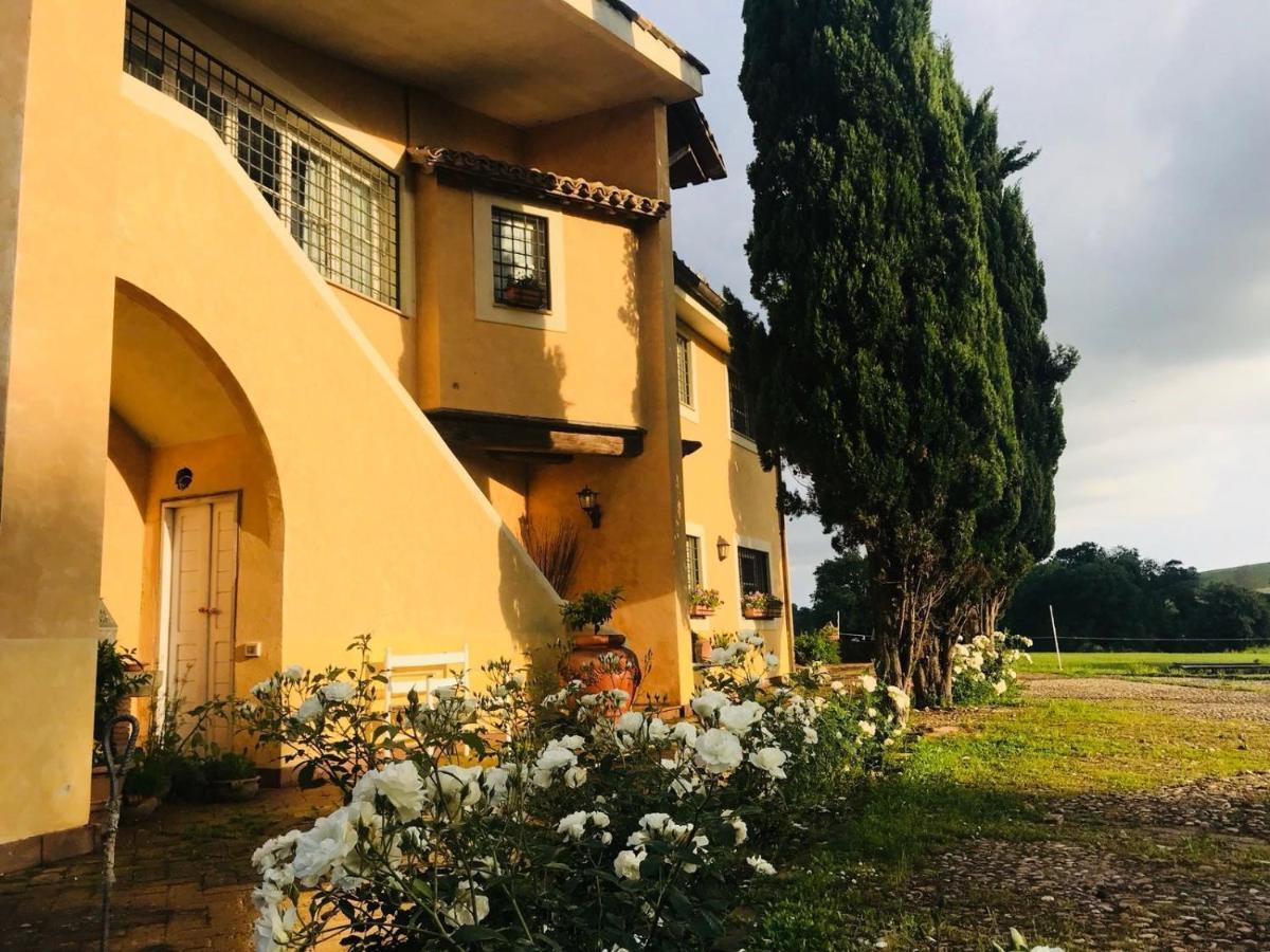 Borgo Del Gelso Panzió Olgiata Kültér fotó